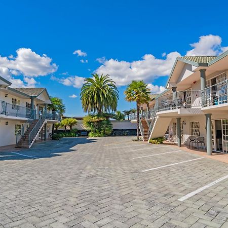 Silver Fern Rotorua Suites & Spa Exterior foto The Palms Motel
