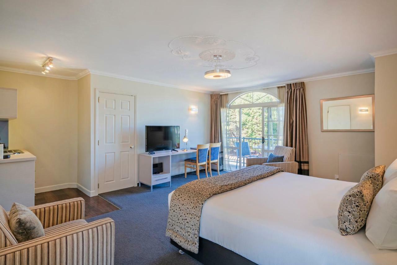 Silver Fern Rotorua Suites & Spa Exterior foto A suite at the hotel