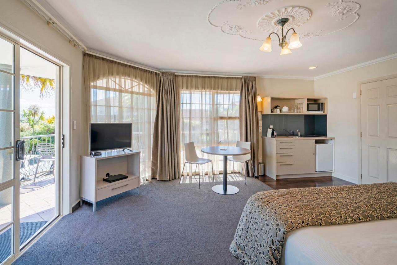 Silver Fern Rotorua Suites & Spa Exterior foto Studio apartment